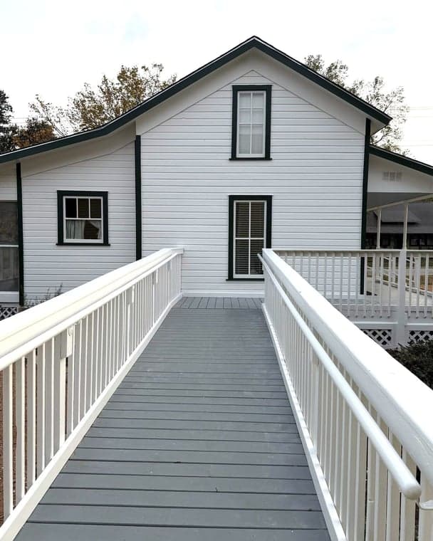 TJ's Professional Painting and Construction LLC gallery image 2