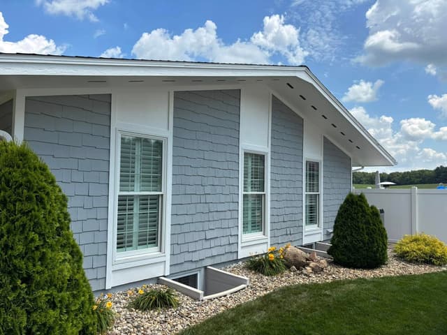 White Chooz Painters logo with blue background placeholder for paintig company logos