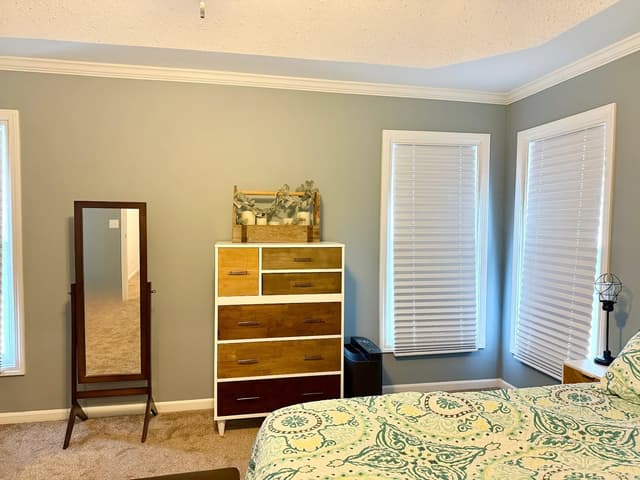 White Chooz Painters logo with blue background placeholder for paintig company logos