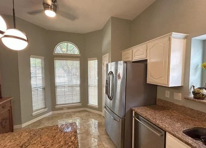 Venture Painting gallery image 4