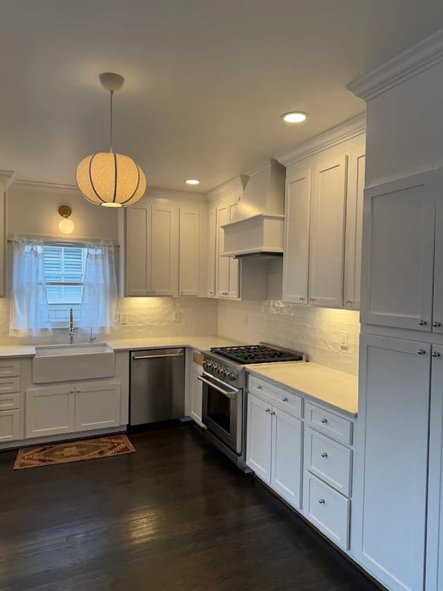 White Chooz Painters logo with blue background placeholder for paintig company logos