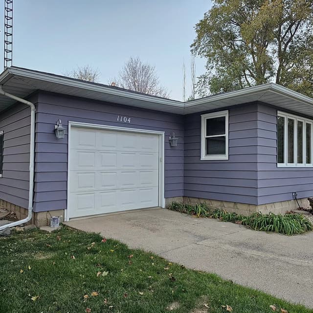 White Chooz Painters logo with blue background placeholder for paintig company logos