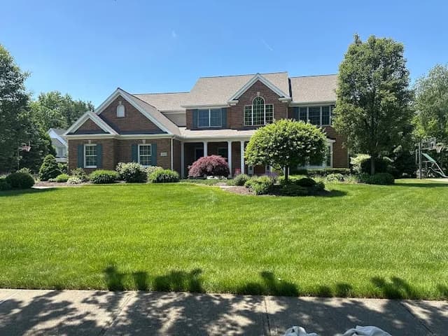 White Chooz Painters logo with blue background placeholder for paintig company logos