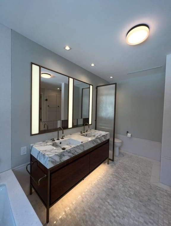 Premium Quality Painting gallery image 4