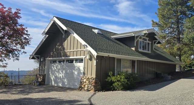 White Chooz Painters logo with blue background placeholder for paintig company logos