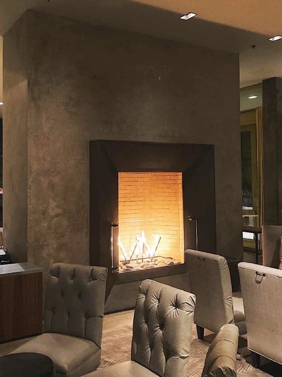 White Chooz Painters logo with blue background placeholder for paintig company logos