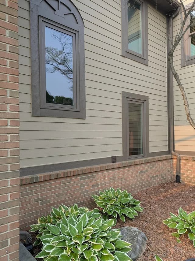 White Chooz Painters logo with blue background placeholder for paintig company logos