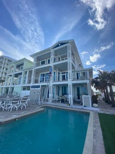 Premier Pro Painters by Premier Renovations gallery image 1