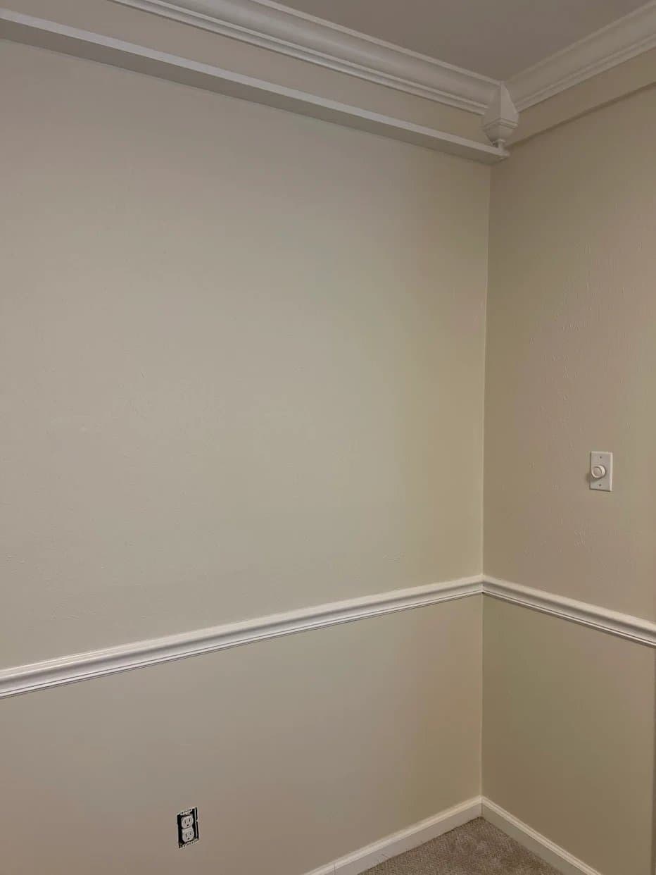 Reyes Painting gallery image 3