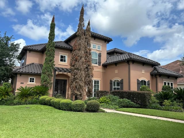 White Chooz Painters logo with blue background placeholder for paintig company logos