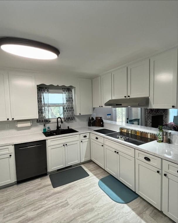 White Chooz Painters logo with blue background placeholder for paintig company logos