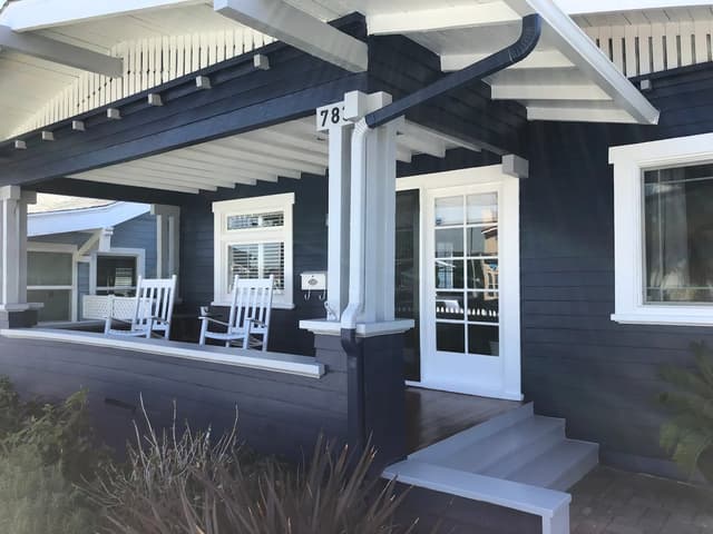 White Chooz Painters logo with blue background placeholder for paintig company logos