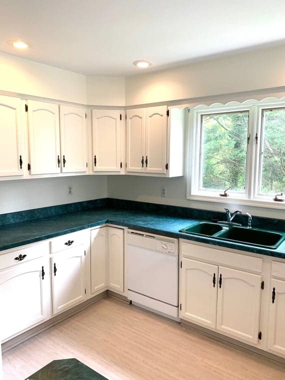 White Chooz Painters logo with blue background placeholder for paintig company logos