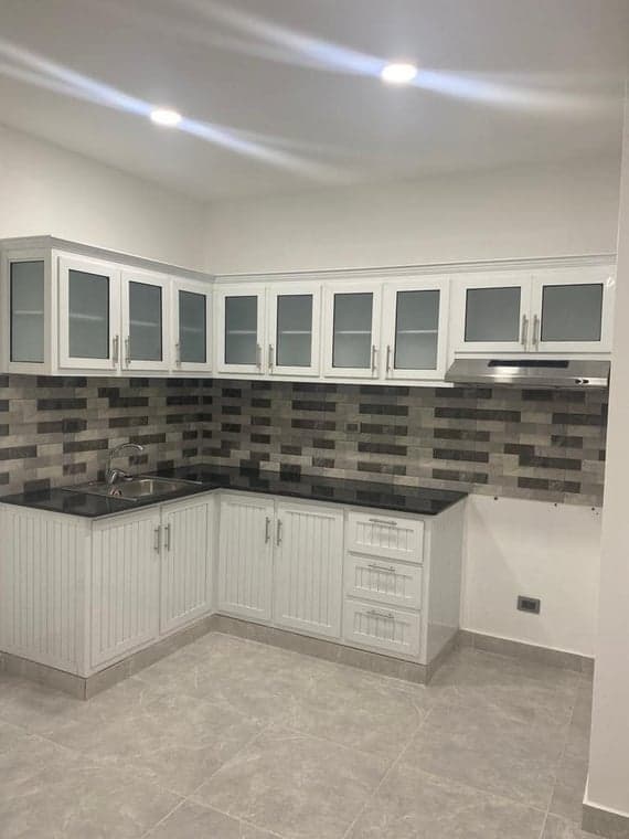 White Chooz Painters logo with blue background placeholder for paintig company logos