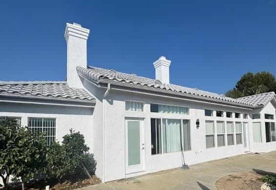 White Chooz Painters logo with blue background placeholder for paintig company logos