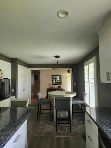 Carrigan Painting gallery image 1