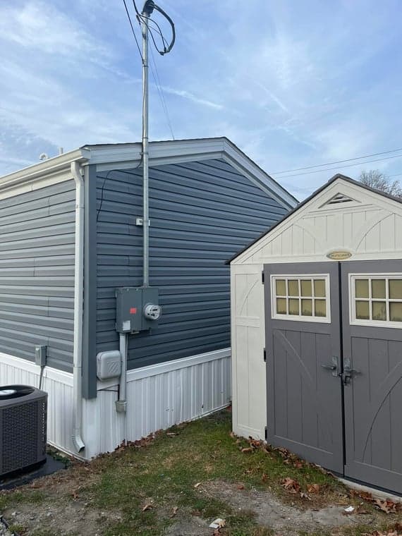 WD Family Paint & Drywall gallery image