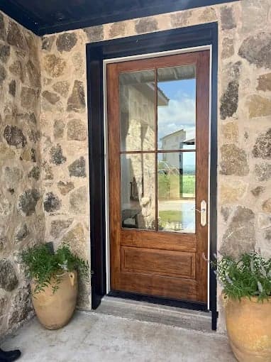 White Chooz Painters logo with blue background placeholder for paintig company logos