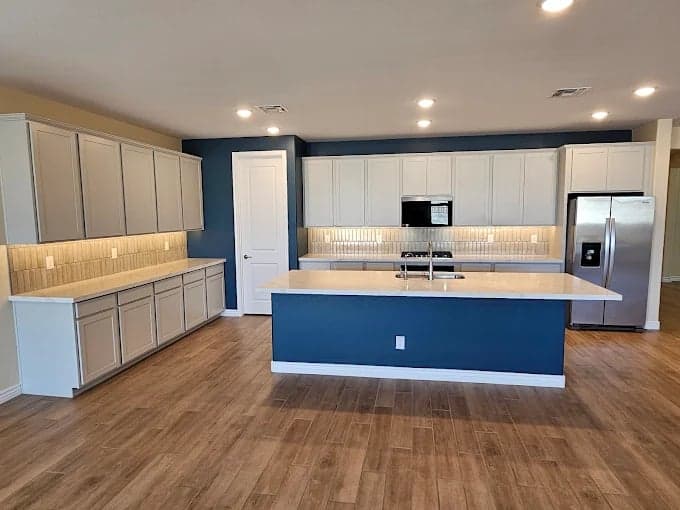 Roman's Painting LLC gallery image 3