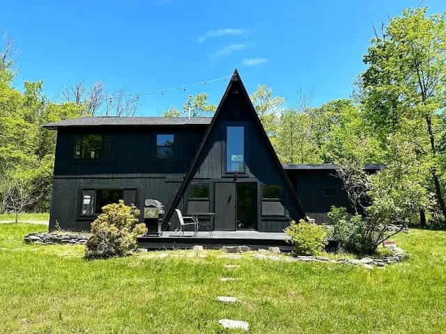 White Chooz Painters logo with blue background placeholder for paintig company logos