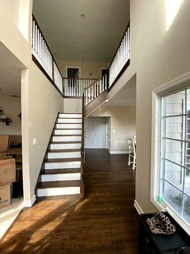 White Chooz Painters logo with blue background placeholder for paintig company logos