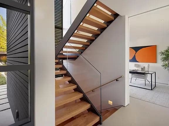 White Chooz Painters logo with blue background placeholder for paintig company logos