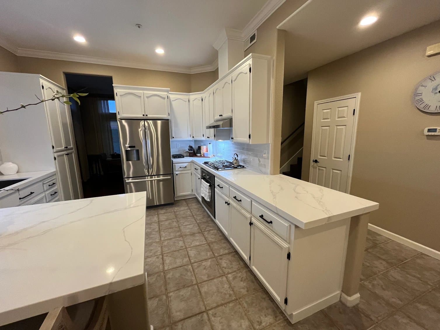 Rojas Painting gallery image 3