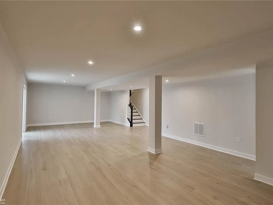 United Colors Painting & Remodeling by VM Power gallery image 4