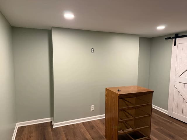 White Chooz Painters logo with blue background placeholder for paintig company logos