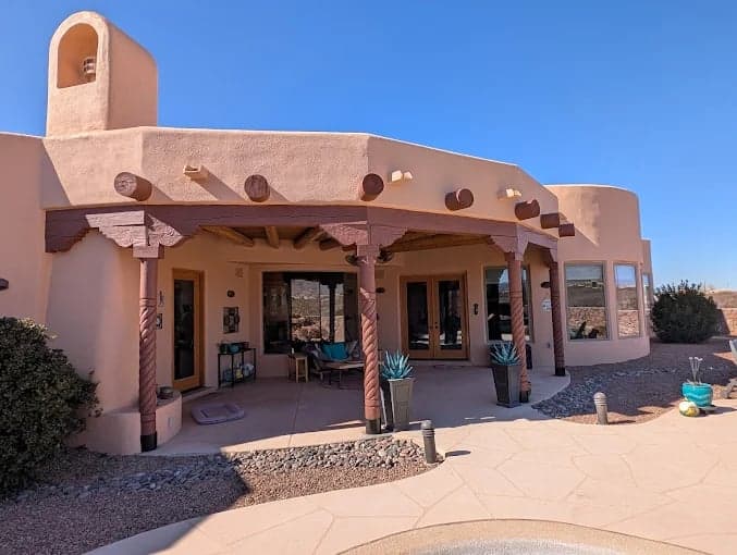 Knight's Painting gallery image 1