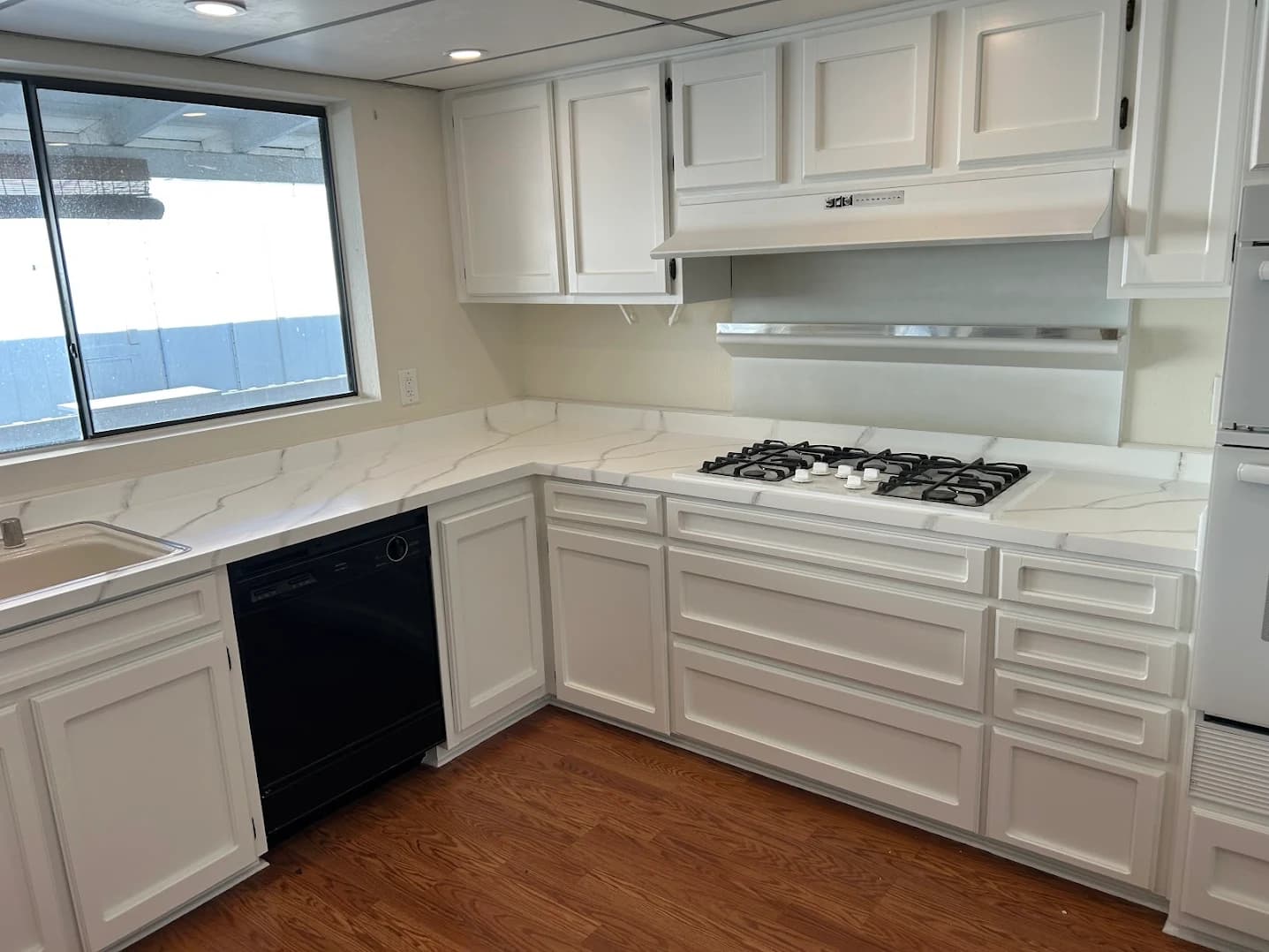MobileHome Painting Specialist gallery image 1