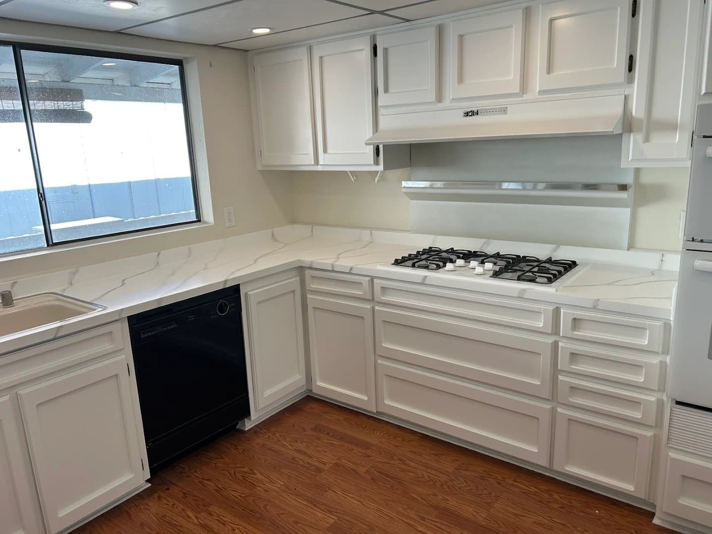 MobileHome Painting Specialist gallery image 1