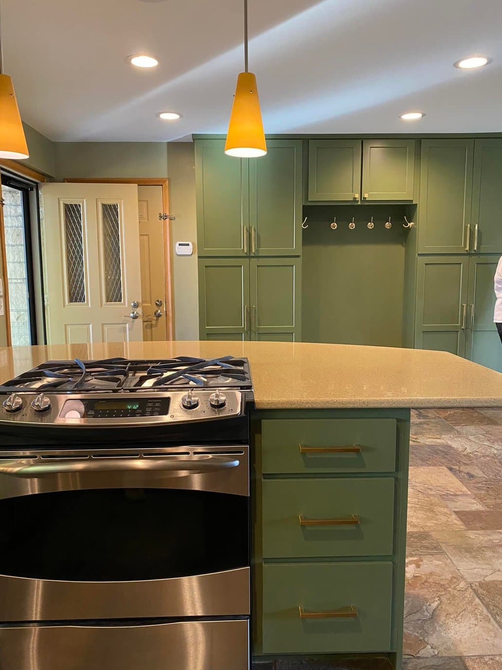 Barnett Cabinet Painting & Refacing LLC gallery image 3