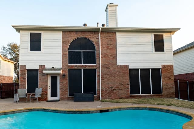 White Chooz Painters logo with blue background placeholder for paintig company logos