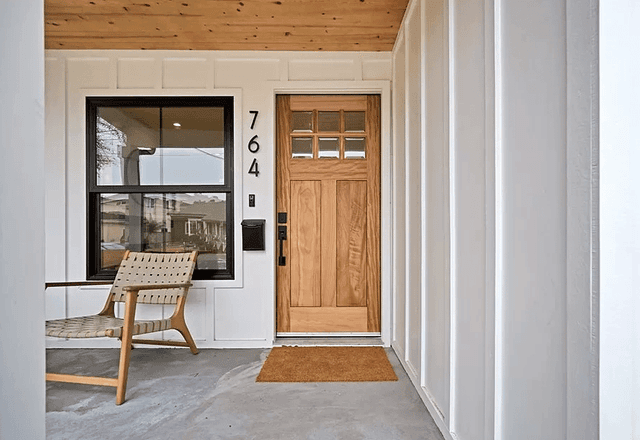 White Chooz Painters logo with blue background placeholder for paintig company logos