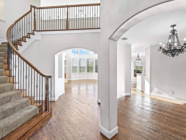 White Chooz Painters logo with blue background placeholder for paintig company logos