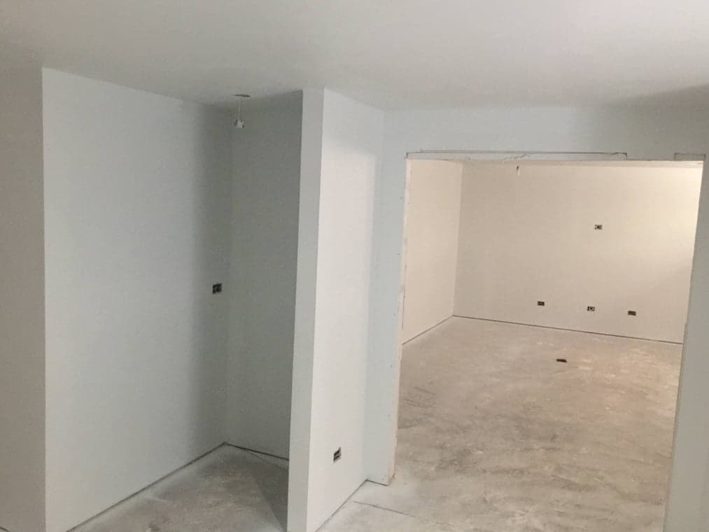 Absolute painting and repair gallery image 1