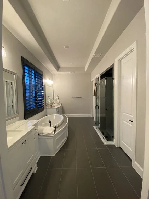 White Chooz Painters logo with blue background placeholder for paintig company logos