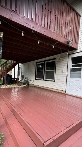 White Chooz Painters logo with blue background placeholder for paintig company logos