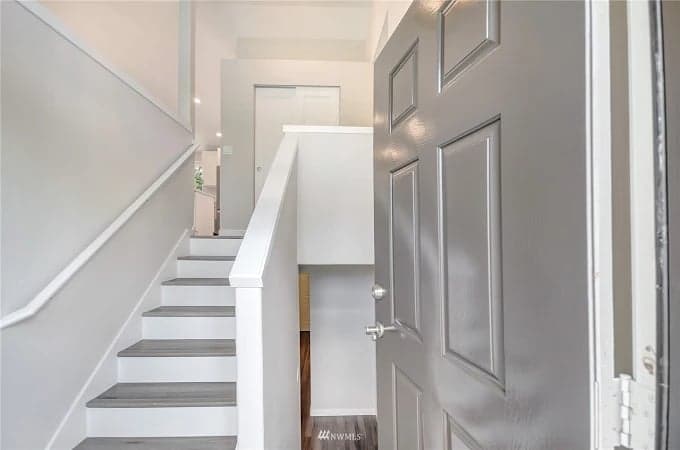 Runland Painting gallery image 3