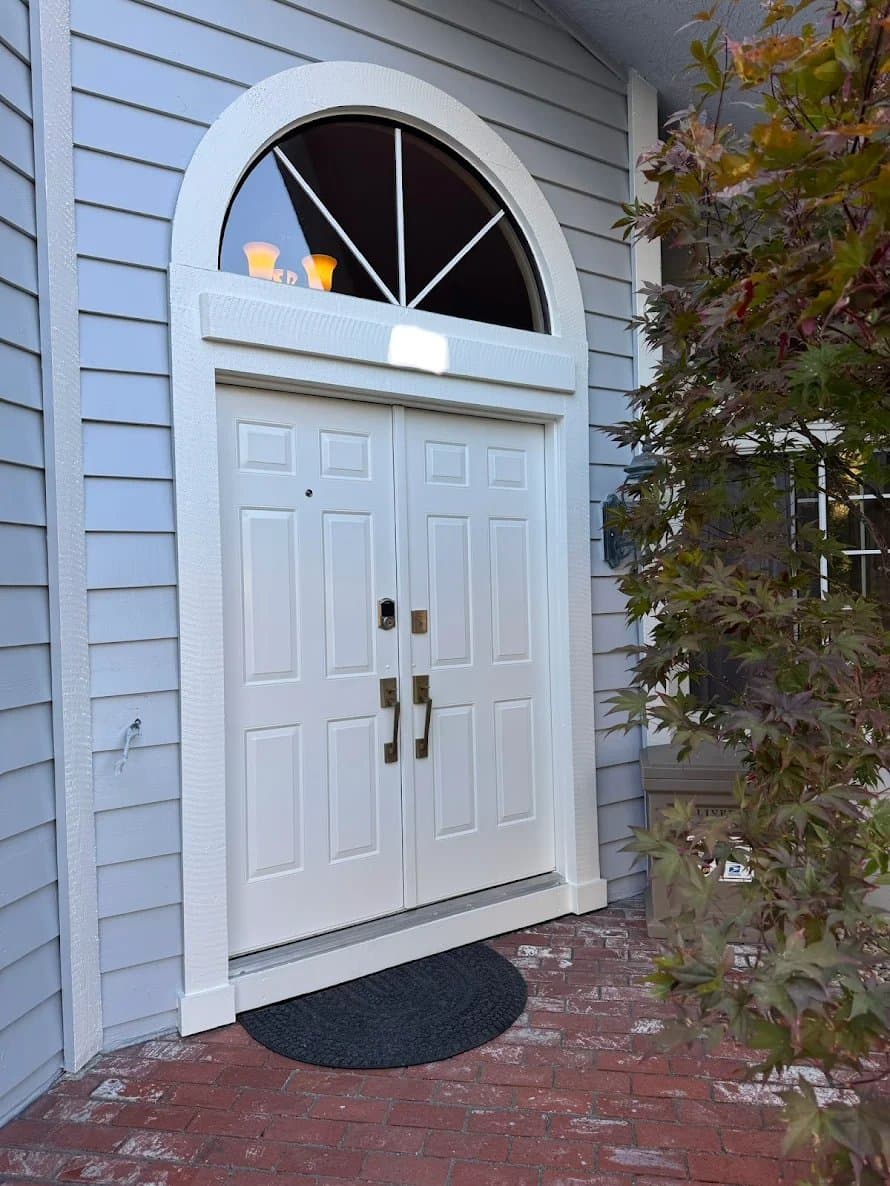 Universal Painting Contractors Inc gallery image 2