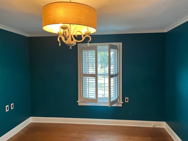 White Chooz Painters logo with blue background placeholder for paintig company logos