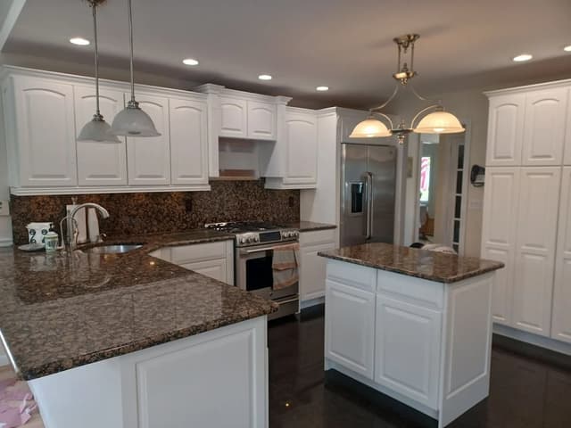 White Chooz Painters logo with blue background placeholder for paintig company logos