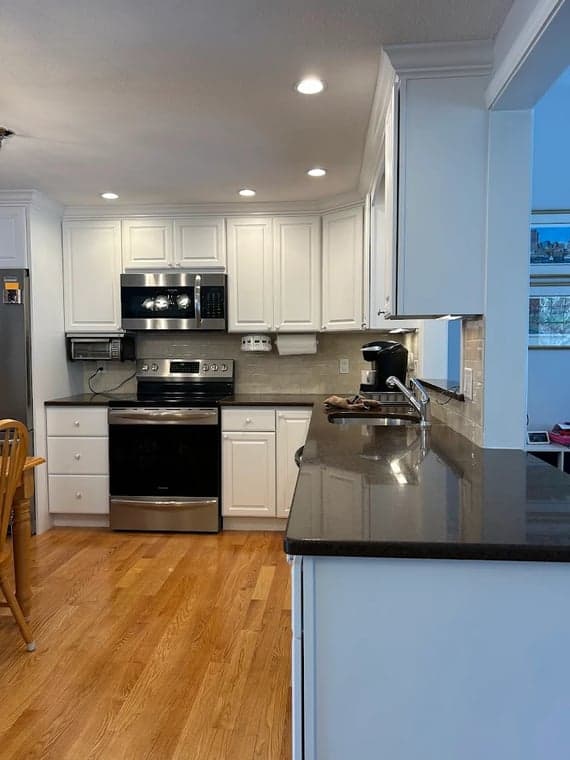 Top Notch Pro Painting Inc. gallery image 4