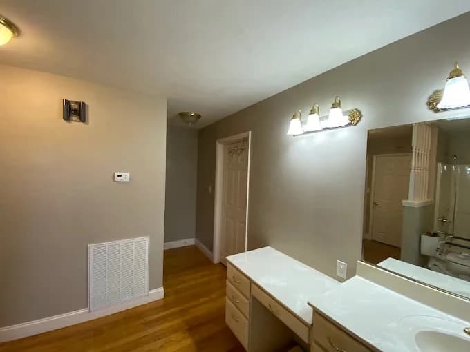 Nino Painting & Remodeling gallery image 2