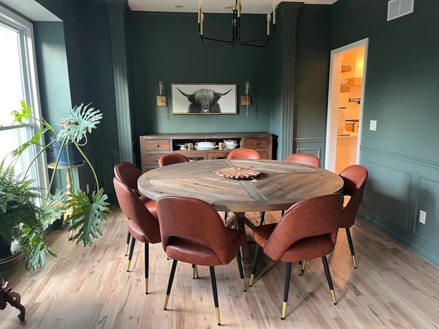 White Chooz Painters logo with blue background placeholder for paintig company logos