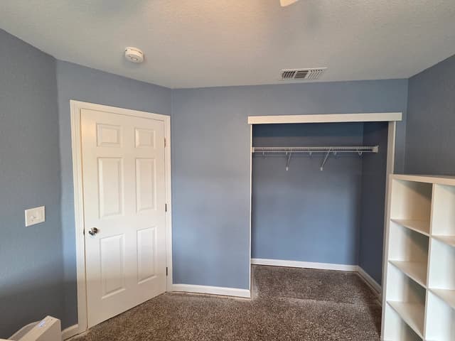 White Chooz Painters logo with blue background placeholder for paintig company logos