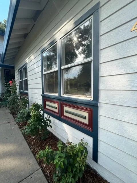 White Chooz Painters logo with blue background placeholder for paintig company logos