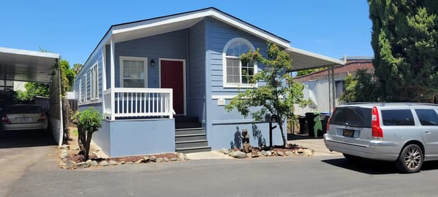 White Chooz Painters logo with blue background placeholder for paintig company logos