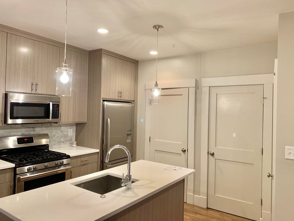 Pro Painting Services gallery image 1